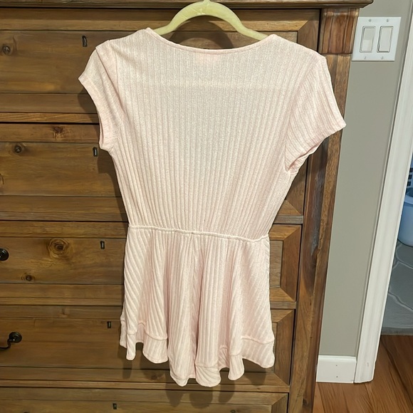 SHOWPO pink romper - Picture 3 of 3